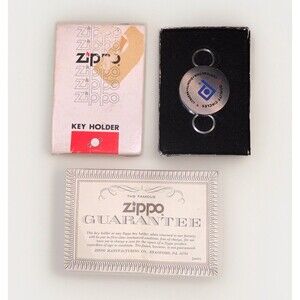 Vintage ZIPPO KEY HOLDER -- Quality Circles  --  Key Holder Keychain NOS